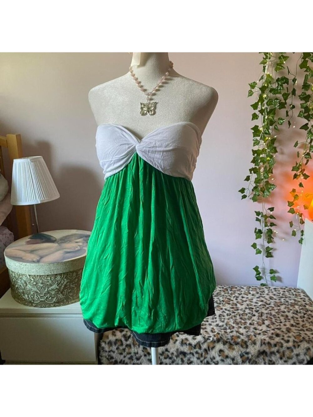 2000s green and white long tube top with a flowy design